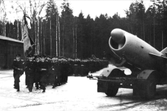 Vorbeimarsch-des-Personalbestands-der-SKA